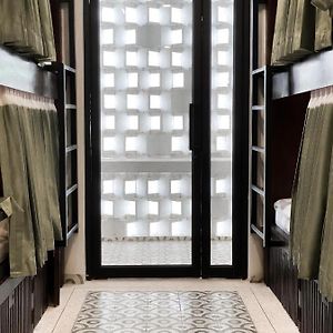 Dormitory Room Mixed